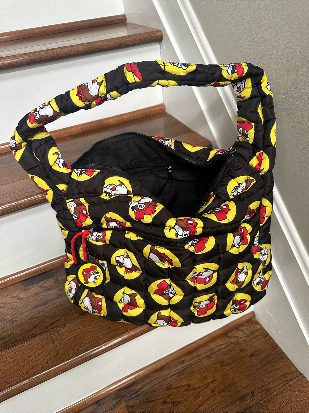 NWT Buc-ee's Puffer Tote Bag